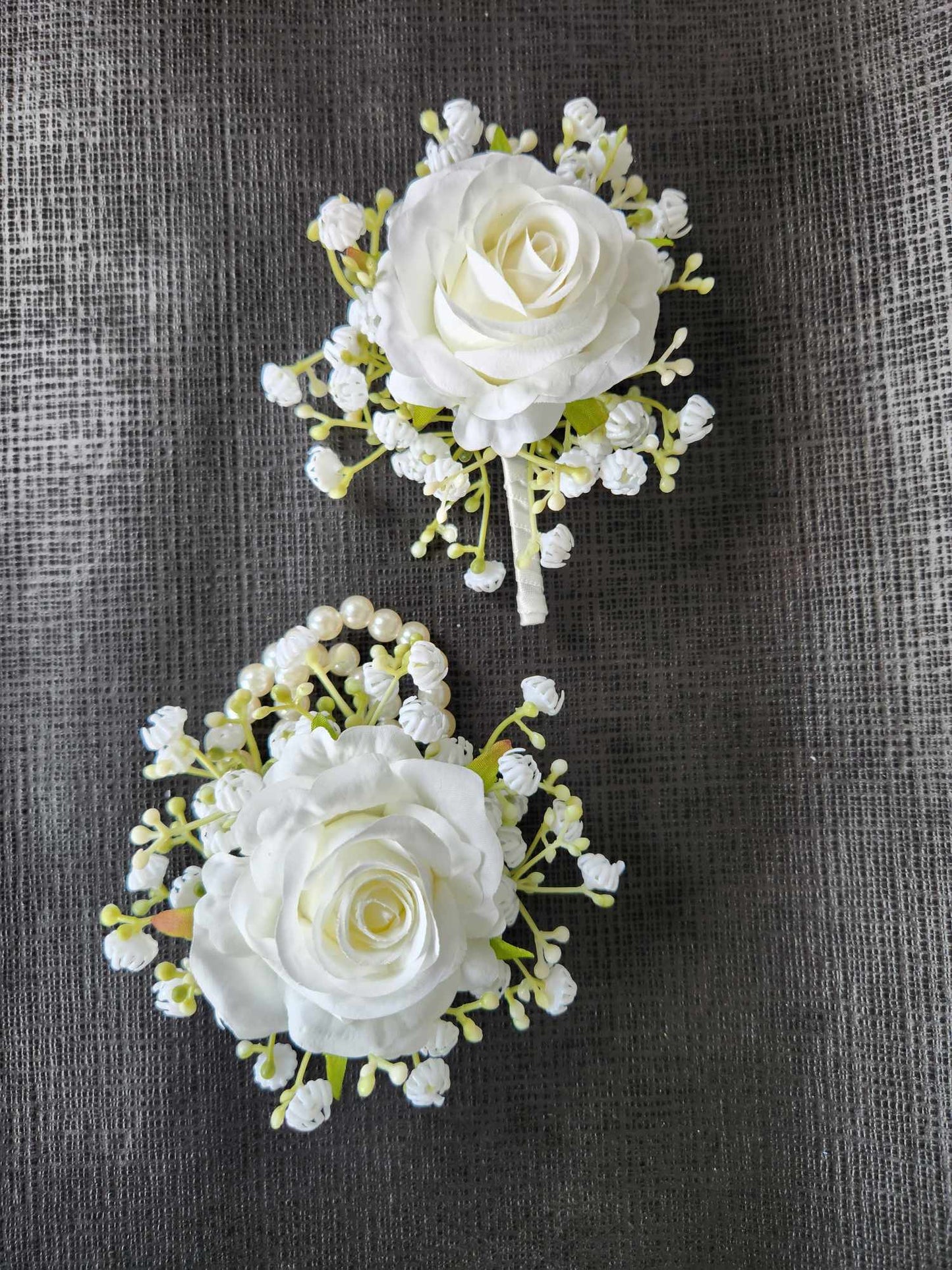 Beautiful faux wrist corsages and buttonholes for school balls, weddings and events. Located near Bayfair, we are your local Mount Maunganui and Papamoa florist. Same day flower delivery to Papamoa Mount Maunganui and Tauranga from our florist to you. Everbloom floral studio is your local friendly florist