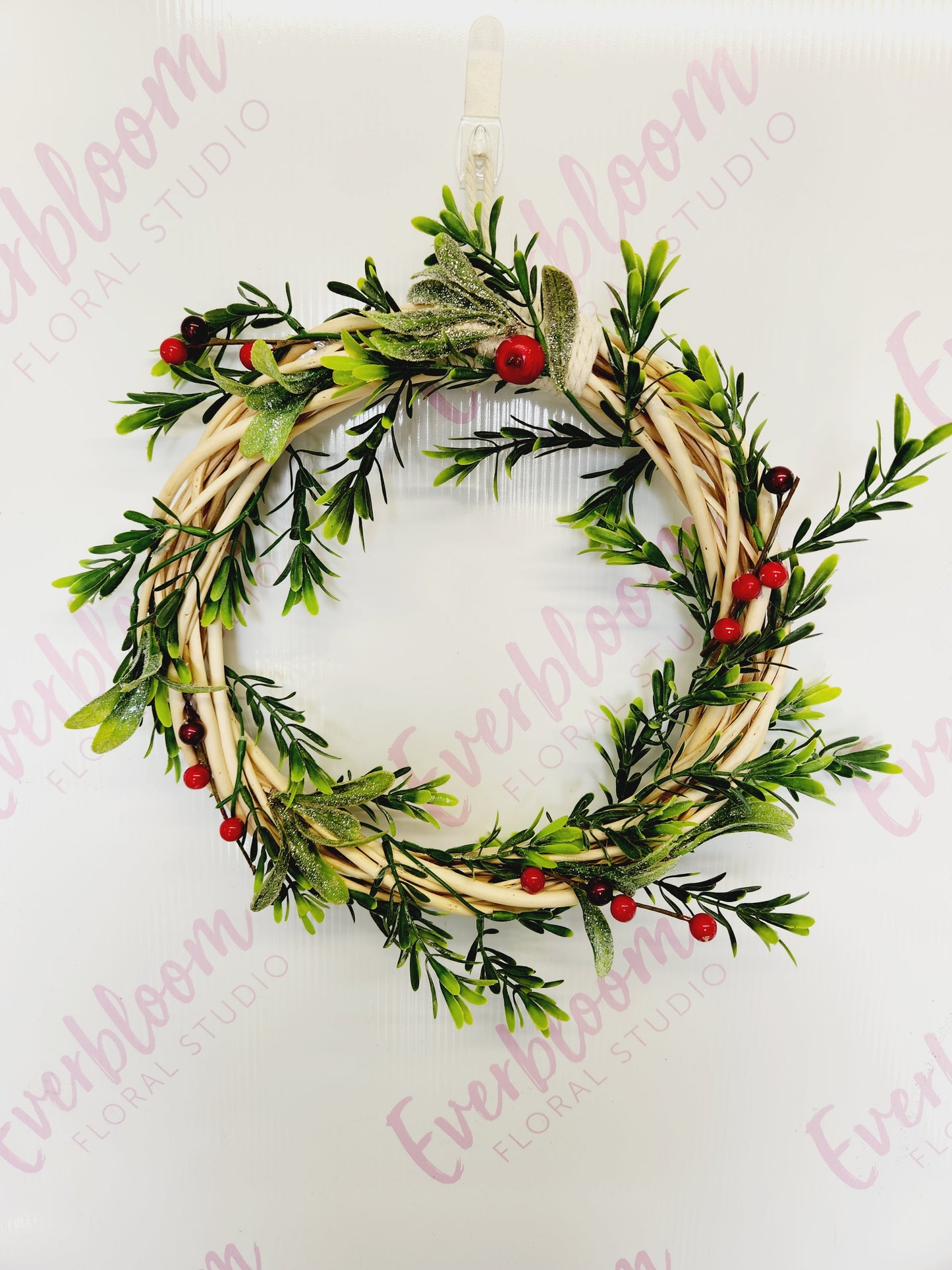 Christmas wreath, everbloom floral studio. MOUNT maunganui and Papamoa florist